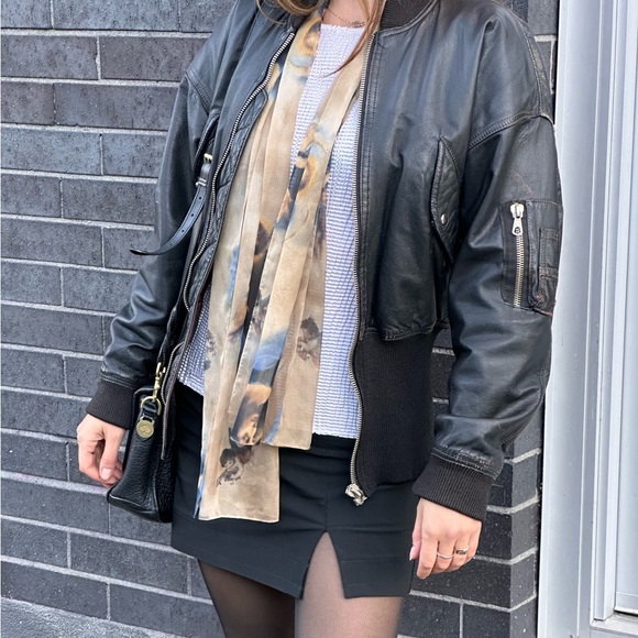 Vintage 90’s genuine leather bomber jacket - Picture 2 of 7